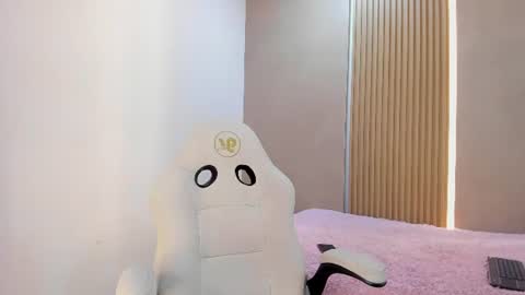 Snapshot of stephany_summer chatting on 06.29.26 Stephany online show from 06.29.26
