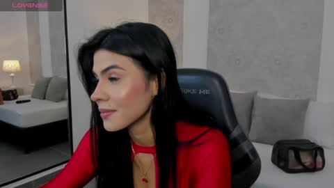 Snapshot of stephanya_ chatting on 07.02.26 S T E P H A N Y A online show from 07.02.26
