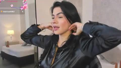 Snapshot of stephanya_ chatting on 07.12.26 S T E P H A N Y A online show from 07.12.26