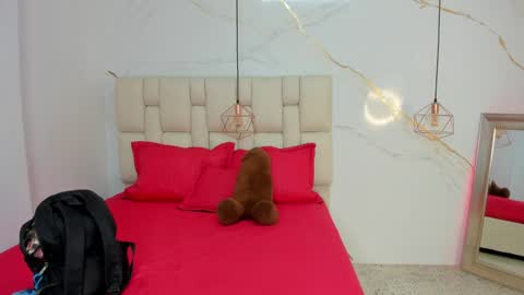 Stefanny online show from 01.13.25