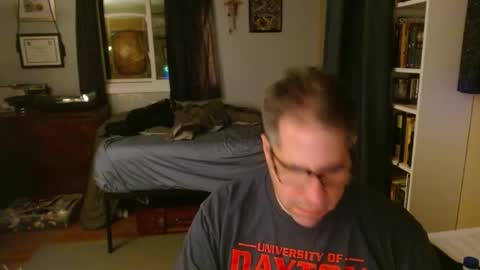 Snapshot of stephenhal9 chatting on 02.12.26 stephenhal9 online show from 02.12.26