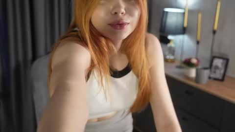 Snapshot of stephinedurst chatting on 05.25.26 Molly online show from 05.25.26