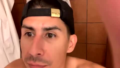 Snapshot of stepson0690 chatting on 10.10.25 stepson0690 online show from 10.10.25