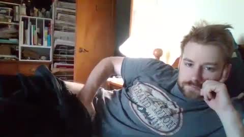 Ian23602 online show from 10.14.25