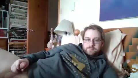 Snapshot of sterben13v chatting on 03.24.26 Ian23602 online show from 03.24.26