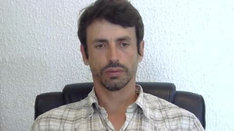 Snapshot of sterling_archer_24 chatting on 12.25.24 sterling_archer_24 online show from 12.25.24