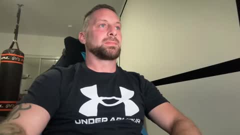 steve897819 online show from 09.10.25