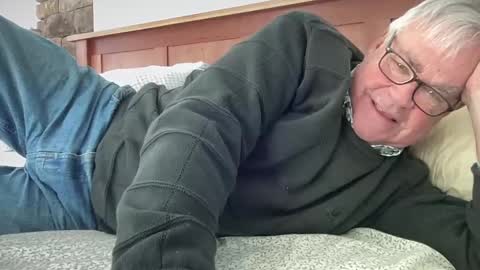 Snapshot of steve988279 chatting on 02.22.25 Steve online show from 02.22.25