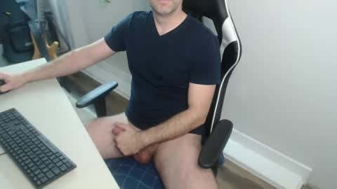 Snapshot of steve_oo8 chatting on 02.26.25 steve_oo8 online show from 02.26.25