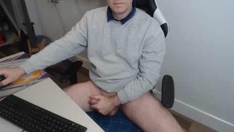 Snapshot of steve_oo8 chatting on 03.06.25 steve_oo8 online show from 03.06.25