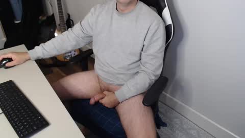 Snapshot of steve_oo8 chatting on 11.03.25 steve_oo8 online show from 11.03.25