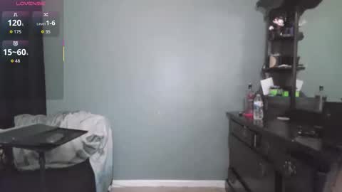 Im Yours online show from 11.12.25