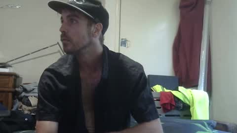 Snapshot of steveaussie chatting on 02.03.25 Australian420 online show from 02.03.25