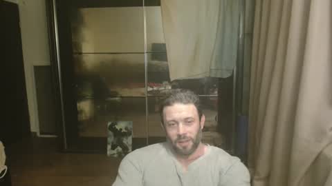 Snapshot of stevebulkzor chatting on 04.21.26 Steve Oakenshield son of John son of Vasyl online show from 04.21.26