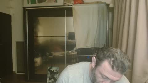 Snapshot of stevebulkzor chatting on 04.25.26 Steve Oakenshield son of John son of Vasyl online show from 04.25.26