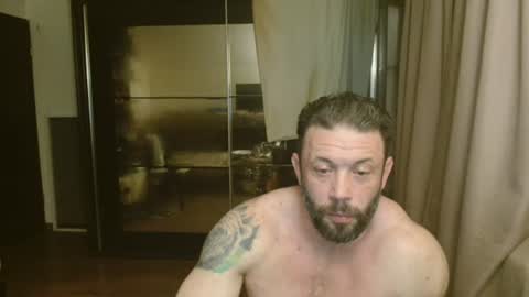 Snapshot of stevebulkzor chatting on 07.06.26 Steve Oakenshield son of John son of Vasyl online show from 07.06.26