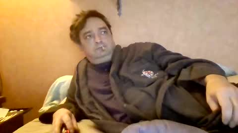 Snapshot of stevefromfrance chatting on 12.07.24 stevefromfrance online show from 12.07.24