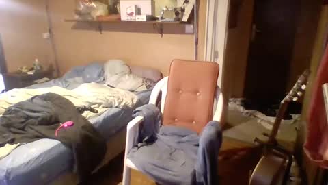 Snapshot of stevefromfrance chatting on 12.18.24 stevefromfrance online show from 12.18.24