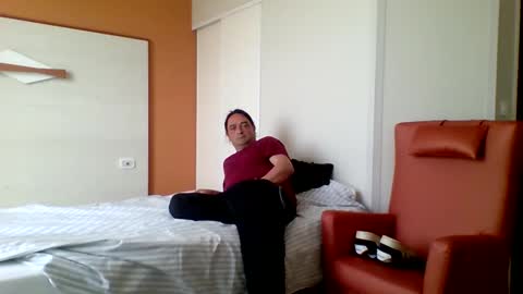 Snapshot of stevefromfrance chatting on 04.27.26 stevefromfrance online show from 04.27.26