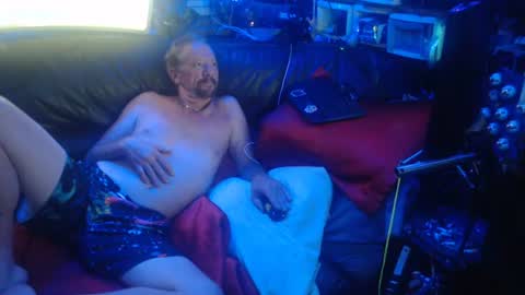 Snapshot of stevemiller0973 chatting on 06.24.26 TheCapt. online show from 06.24.26