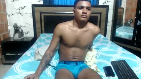 Snapshot of steven_big_dick23 chatting on 01.05.25 Steven online show from 01.05.25