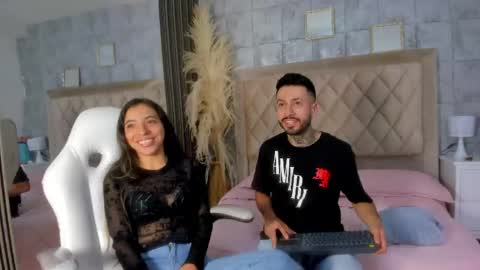 stevenandlaura_ online show from 04.22.26