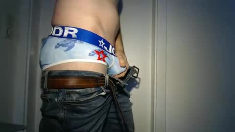 Snapshot of steveo_85 chatting on 01.26.25 white beef online show from 01.26.25