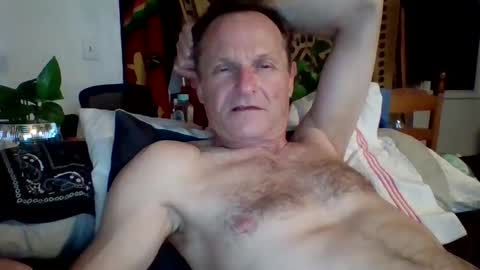 Snapshot of steviehard7 chatting on 02.15.25 steviehard7 online show from 02.15.25
