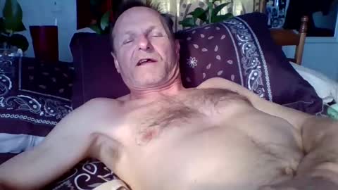 Snapshot of steviehard7 chatting on 02.20.25 steviehard7 online show from 02.20.25