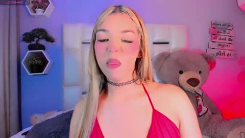 Steisee Reyes online show from 11.02.25