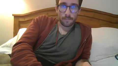 Snapshot of stgoag chatting on 10.23.25 stgoag online show from 10.23.25