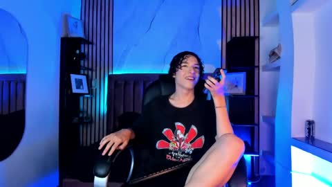 Snapshot of sthepanodimonaco chatting on 06.10.26 Sthepano online show from 06.10.26