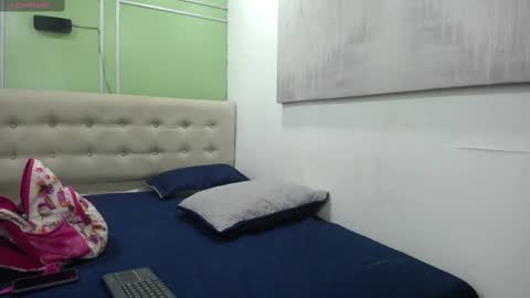 Snapshot of stickxcandy chatting on 01.07.25 StickXCandy online show from 01.07.25