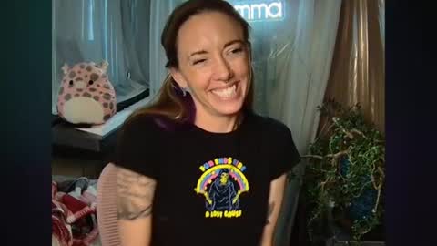 Snapshot of stillgemm chatting on 06.19.26 Jemma Jean online show from 06.19.26