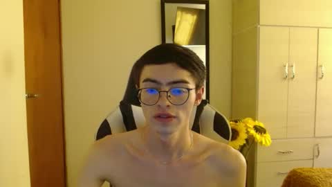 Snapshot of stiv_grant chatting on 01.22.25 stiv_grant online show from 01.22.25