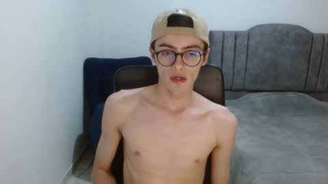 Snapshot of stiv_grant chatting on 06.05.26 stiv_grant online show from 06.05.26
