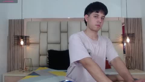 Steven Pooh online show from 12.19.24