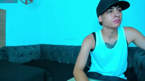 stivenbenet1 online show from 02.27.25