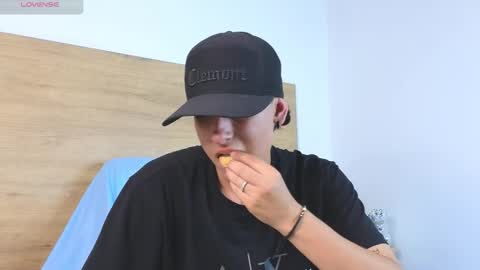 stivenbenet1 online show from 09.08.25