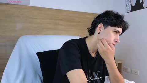 stivenbenet1 online show from 10.02.25