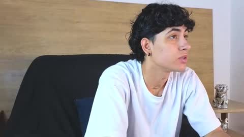 stivenbenet1 online show from 10.06.25