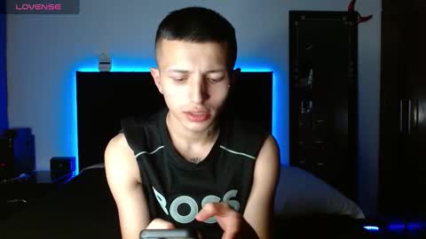 Snapshot of stivent777 chatting on 03.10.25 stiven tellez online show from 03.10.25