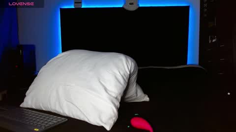 Snapshot of stivent777 chatting on 03.12.25 stiven tellez online show from 03.12.25