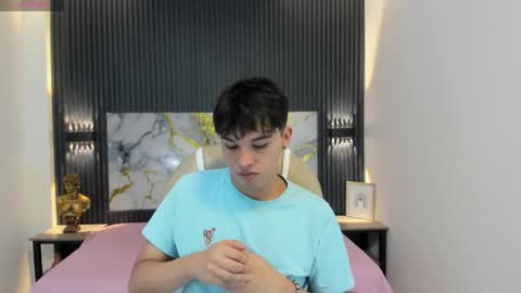 Stiwen online show from 11.16.25