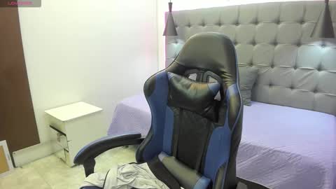 Stiwen online show from 03.27.26