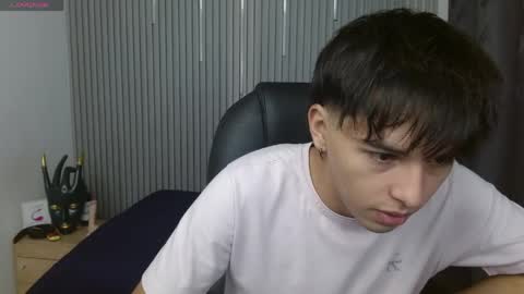 Stiwen online show from 04.16.26