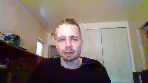 Snapshot of stockingsnfeet chatting on 02.28.25 stockingsnfeet online show from 02.28.25