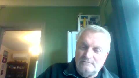 Snapshot of stoewer55 chatting on 10.26.25 stoewer55 online show from 10.26.25