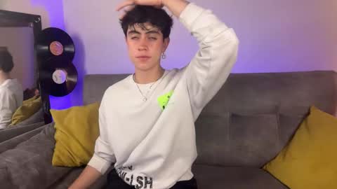 Snapshot of stolas_ying chatting on 03.02.26 Stolas online show from 03.02.26