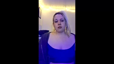 Snapshot of stoned2dabones666 chatting on 04.05.26 Haily online show from 04.05.26
